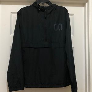 Like New Dip Hooded Windbreaker Size L